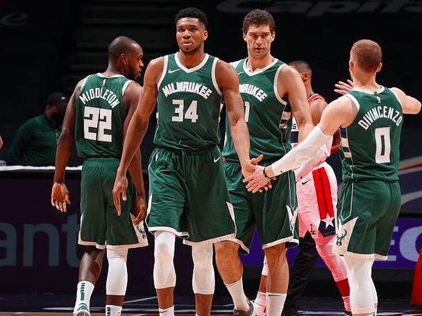 九游游戏中心官网-雄鹿王牌球员创赛季得分新高，媒体热捧，谢谢成为电脑标题一个.-九游游戏中心官网