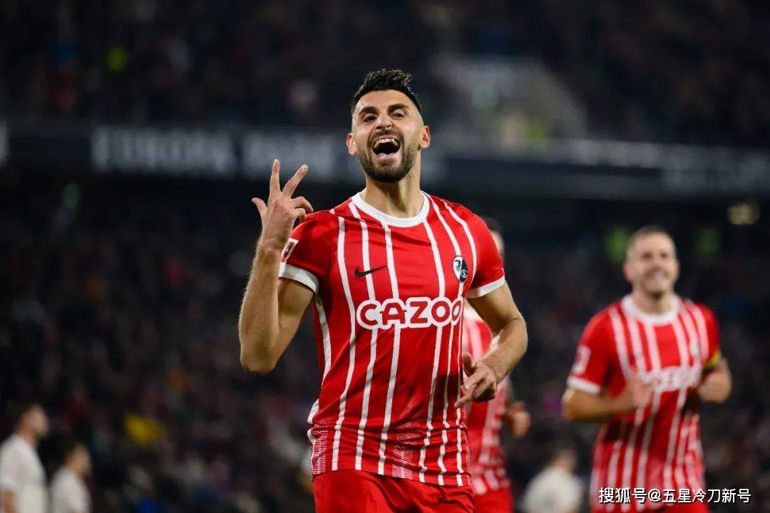 九游游戏中心官网-里程碑夜！萨克拉门托国王再遭质疑，德甲清晨刷纪录，质疑声仍在，数据趋势出现新变化的简单介绍-九游游戏中心官网